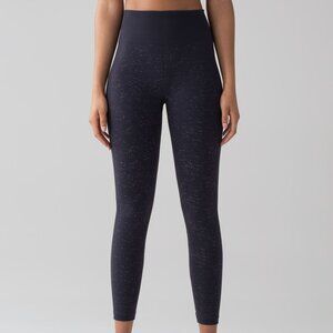 Lululemon Free To Flow 7/8 Tight Midnight Navy/White Size 2